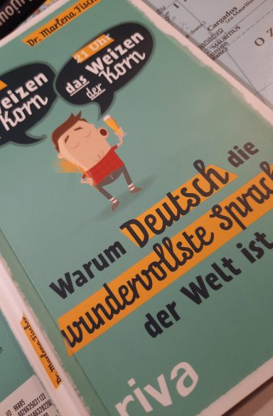 „Sprache - unser wichtigstes Kulturgut“ am 7.4.2025 widmen sich Barbara Misselwitz und Anne Schäfer-Junker heiter-vergnüglich diesem Thema.
